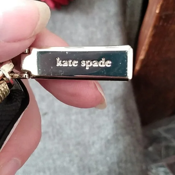 Kate Spade x Disney Polka Dot Minnie Mouse Large Continental Wallet - Picture 11 of 13